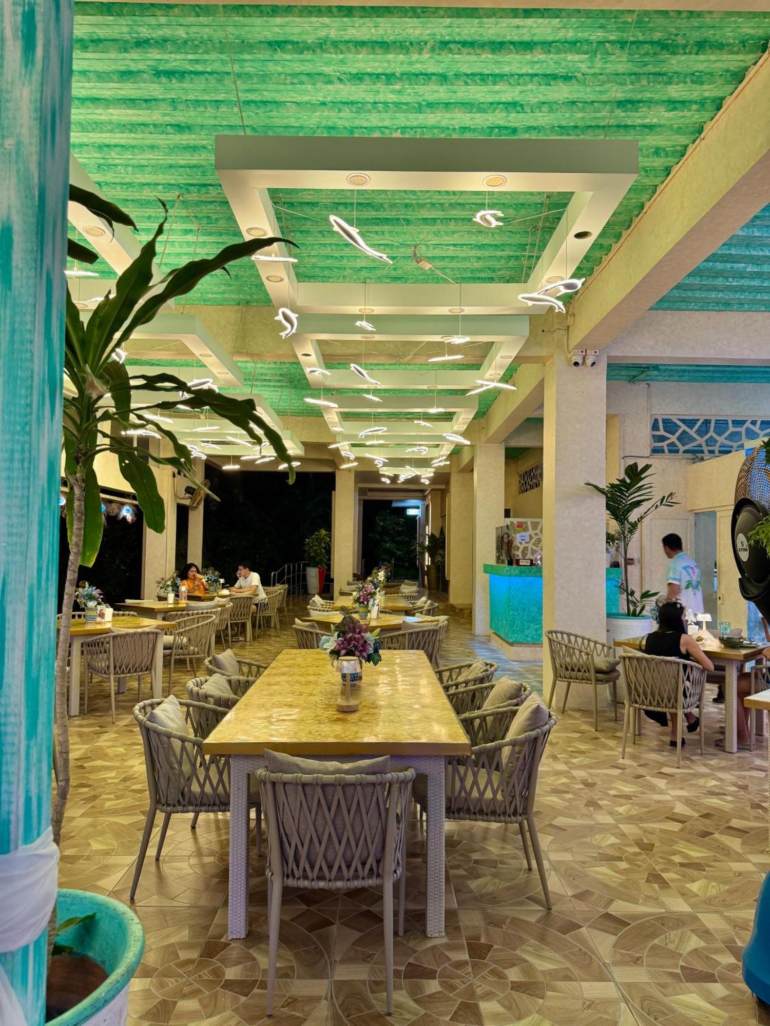 Casa Pilar Beach Resort Manoc-Manoc Exterior photo