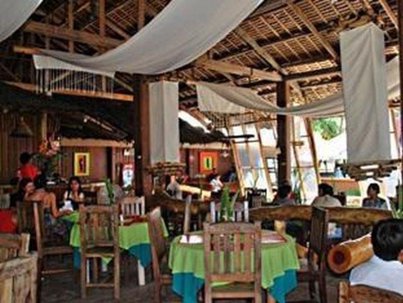 Casa Pilar Beach Resort Manoc-Manoc Exterior photo