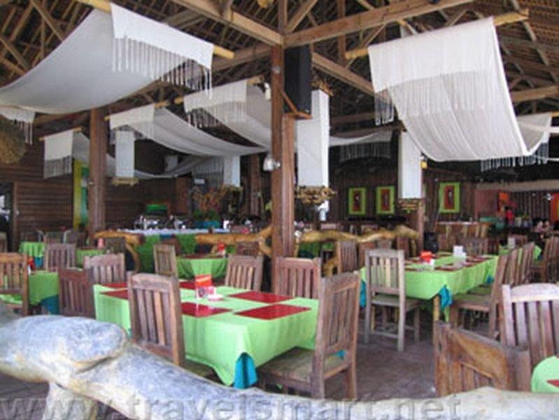 Casa Pilar Beach Resort Manoc-Manoc Exterior photo