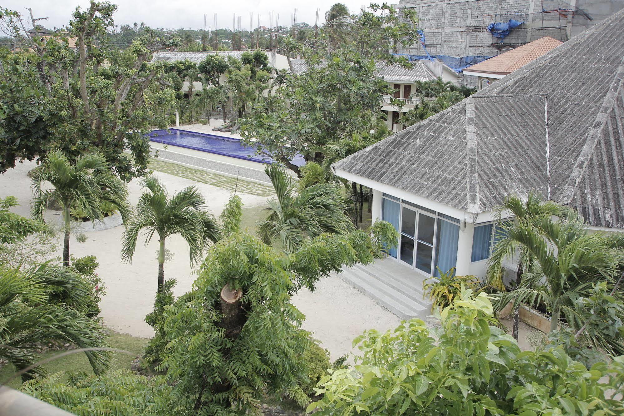 Casa Pilar Beach Resort Manoc-Manoc Exterior photo
